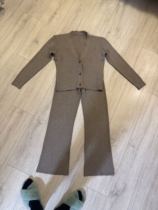 Костюм  от UNIQLO