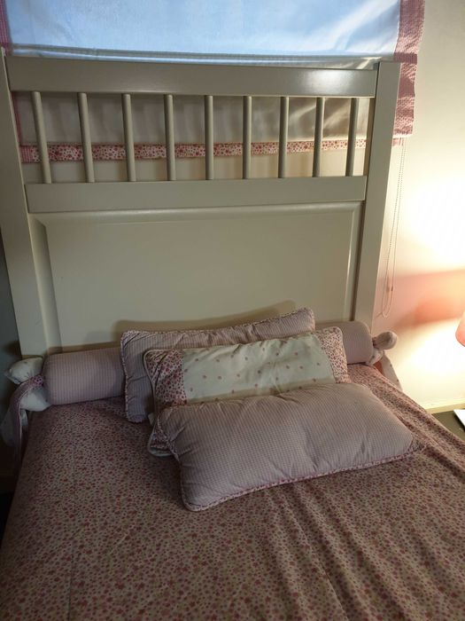 Cama individual lacada branco