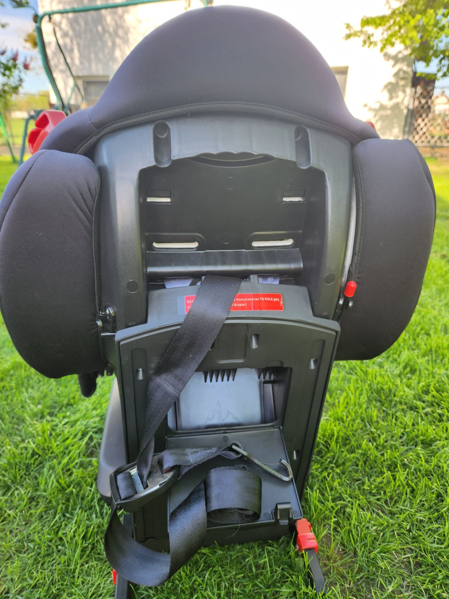 Fotelik samochodowy Coneco ISOFIX