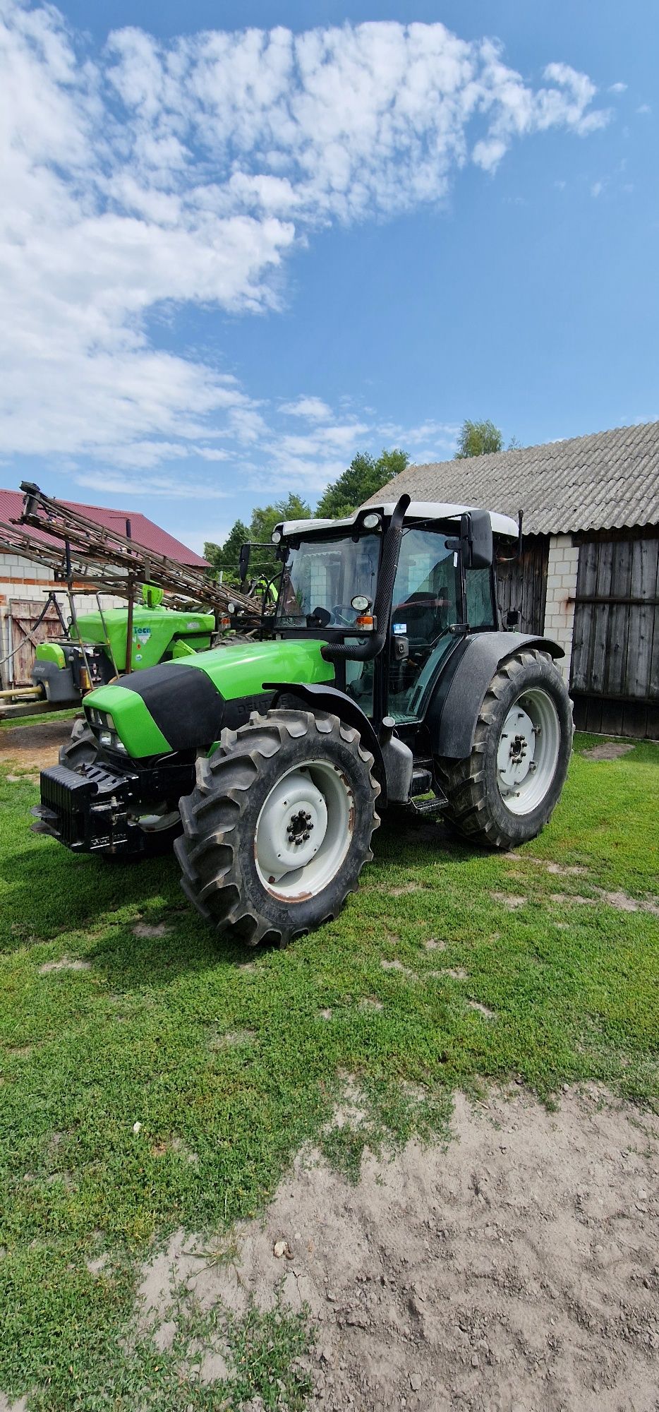 Ciągnik rolniczy DeutzFahr AGROFARM 100
