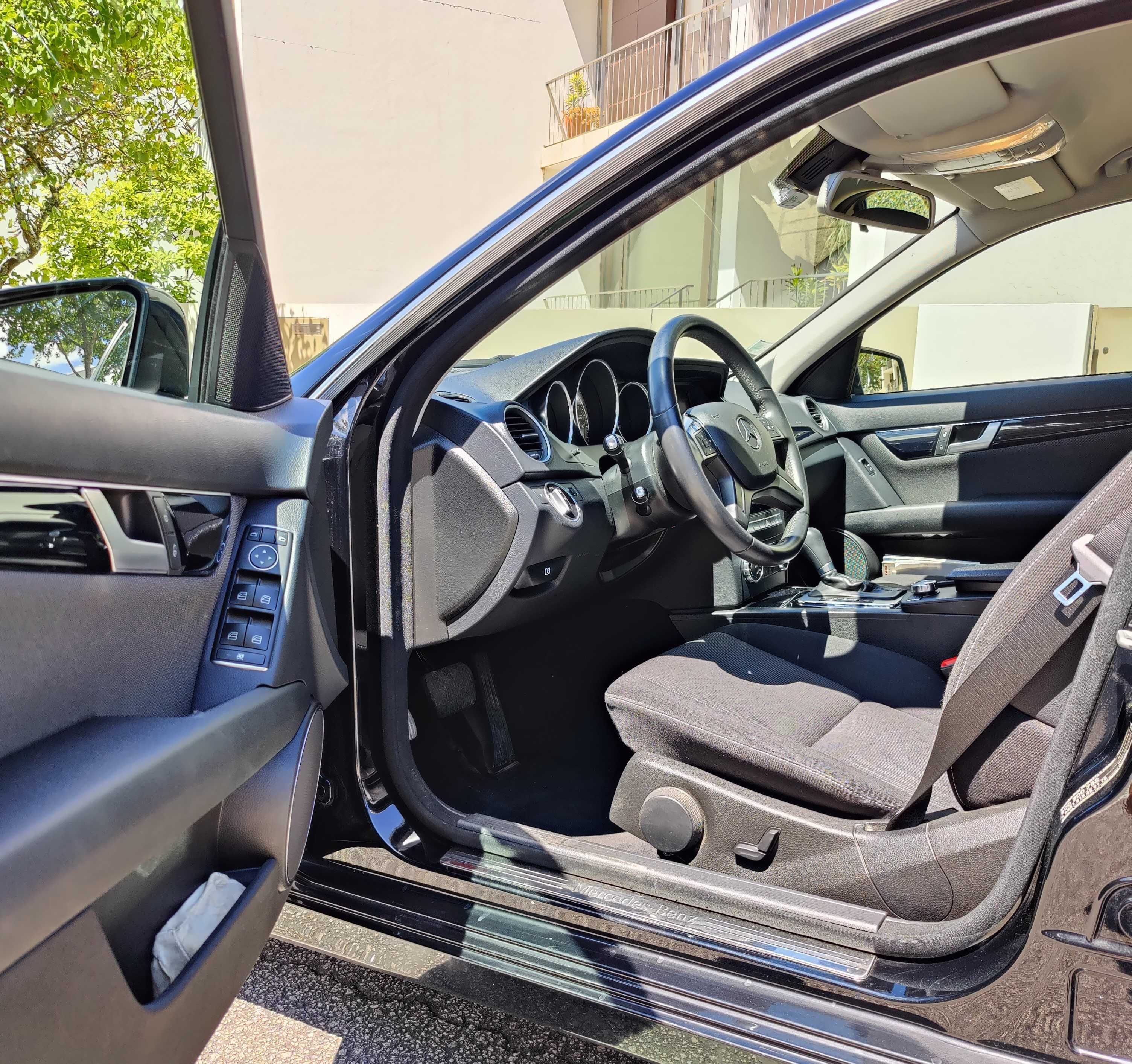 Mercedes C200 CDI Impecável