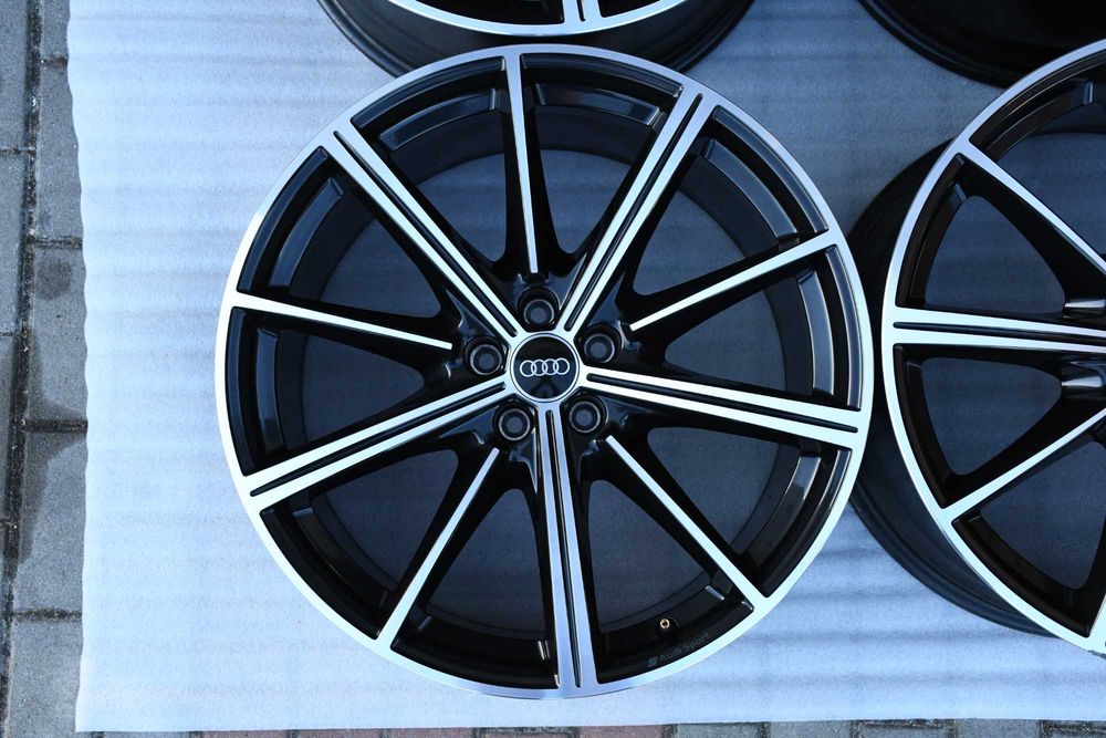 Felgi aluminiowe Audi 21 Q7 SQ7 4M0 A7 A8 Rs6 Rs7 Audi Sport
