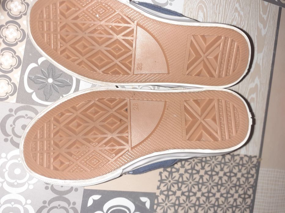 Sapatos criança número 28