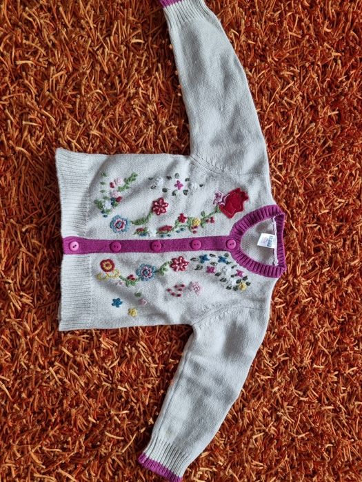 OFERTA PORTES-Casaco Malha Bege e Rosa e Flores da Zara (12-18Meses)