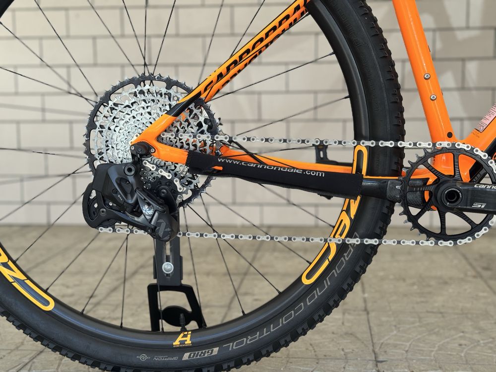 Bicicleta BTT Cannondale FSI Carbono