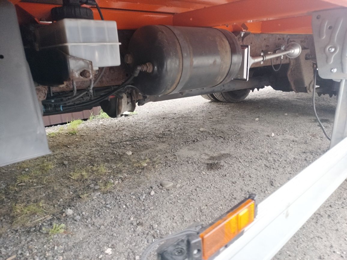 Autolaweta,  Iveco  100e18 specjalny  ,pomoc drogowa