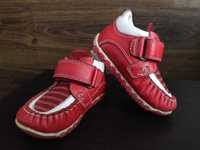 Кожаные туфли мокасины Bartek р. 21 . стелька 13,5 см. красного цвета