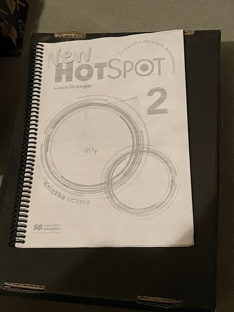 New Hotspot 2, książka