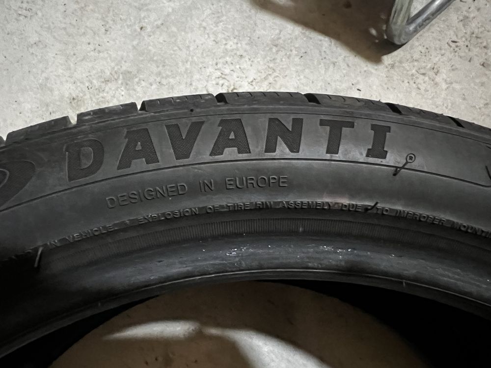 Зимова гума комплект б/у 245/40 r19 98V XL