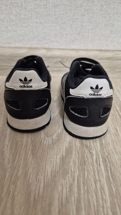 Кросівки дитячі Adidas 21 розміру
