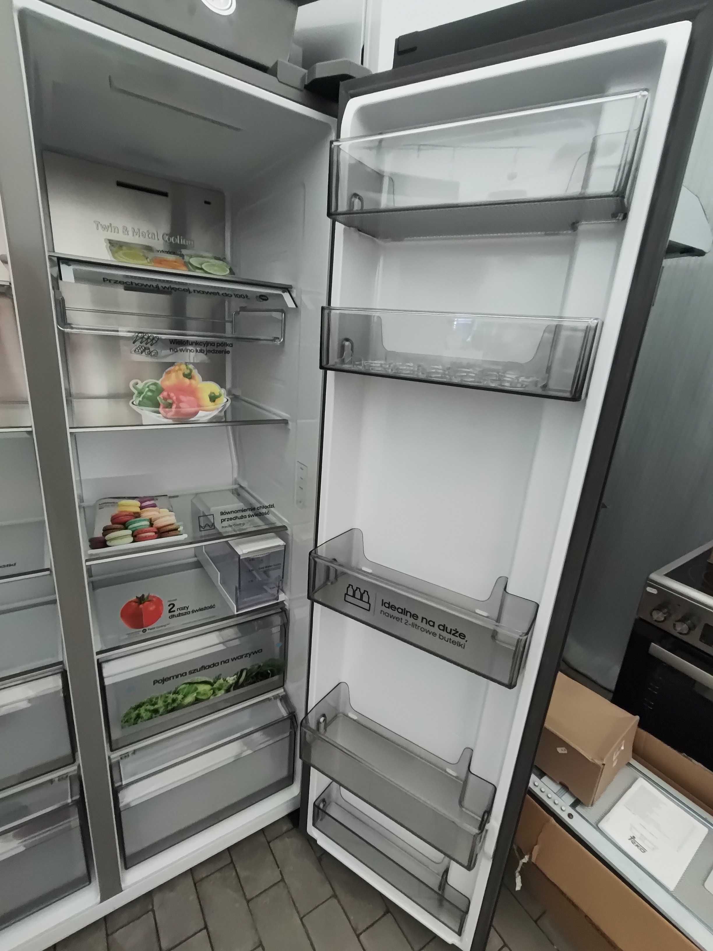 Lodówka Samsung RF65A977FSG, Multidoor, Family Hub™, 637 l NOWA