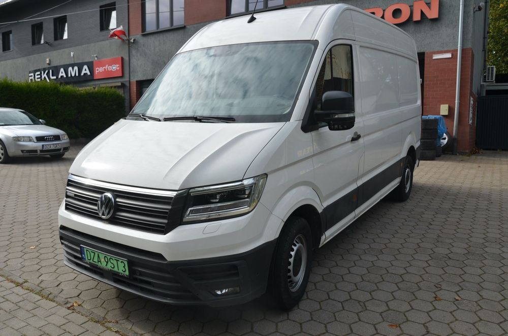 Volkswagen crafter  lampy led , line asist ,,klima itd