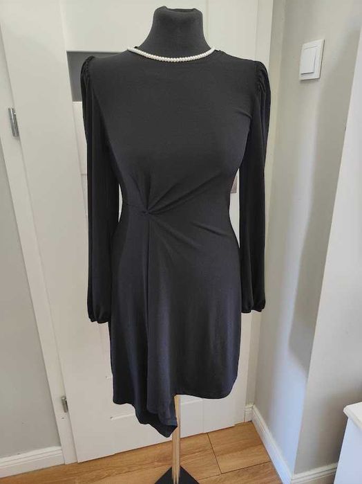 NOWA czarna sukienka asymetryczna z długim rękawem Vero Moda rozmiar S