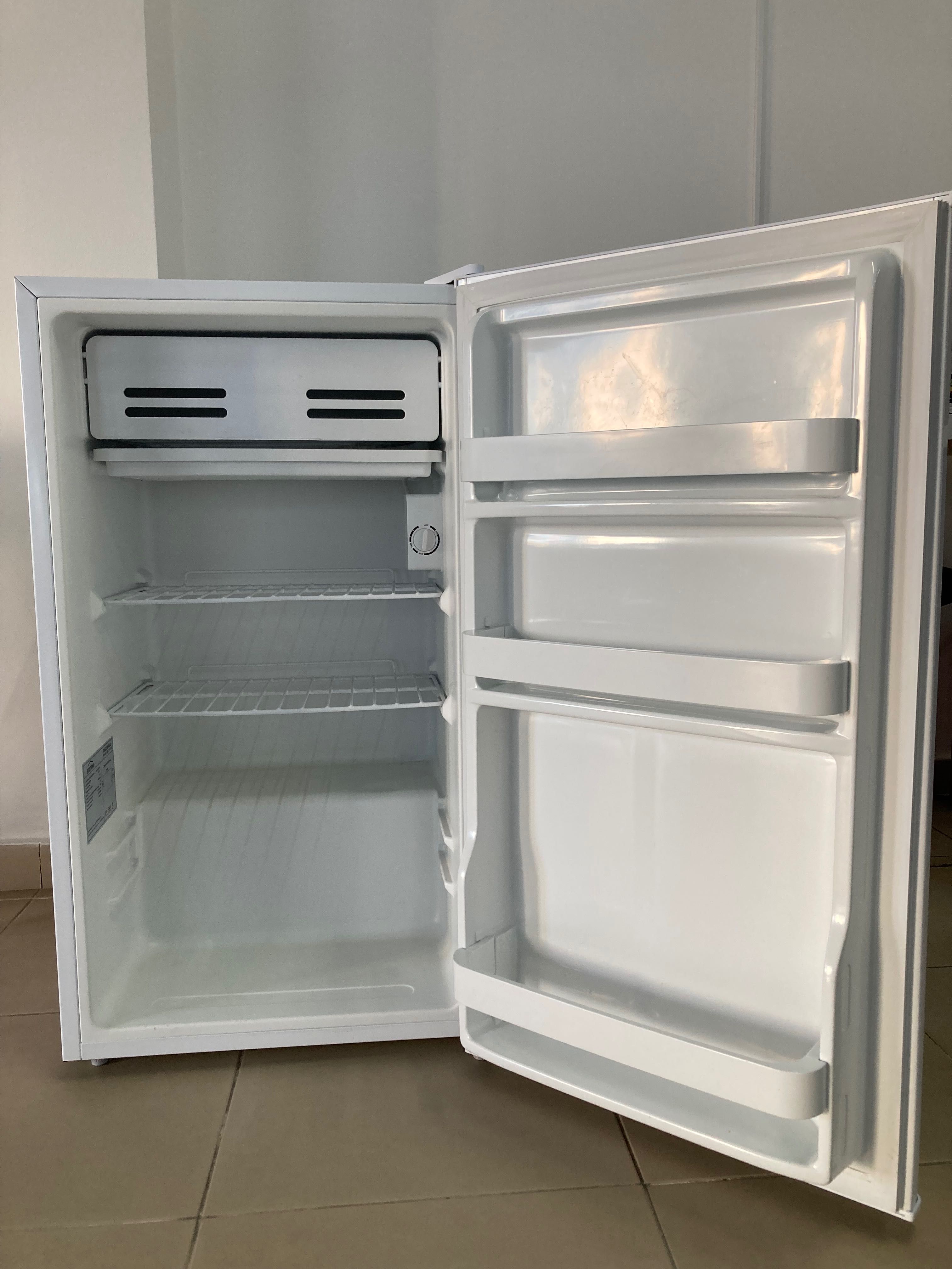 Frigorífico Electrónica HS 121 LN II