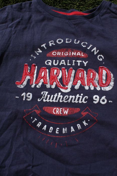 T-Shirt Zippy como novo, bordado e estampado