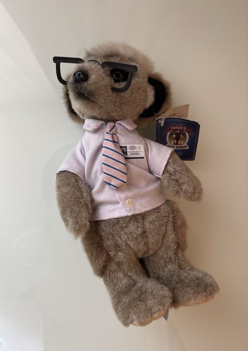 Мяка іграшка сурикатSergei Meerkat