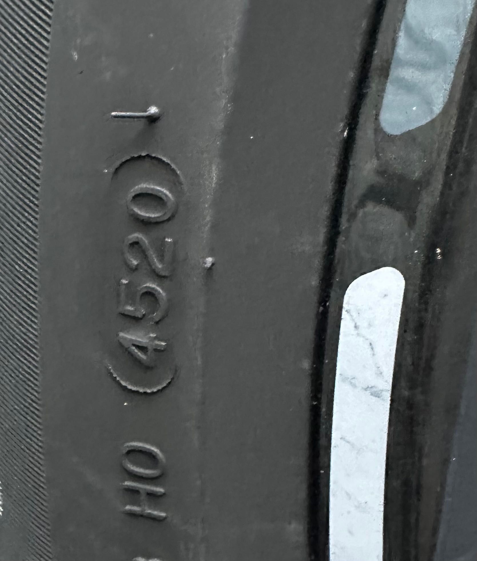 Opony letnie Hankook
Ventus S1 evo2 SUV 235/50 R19