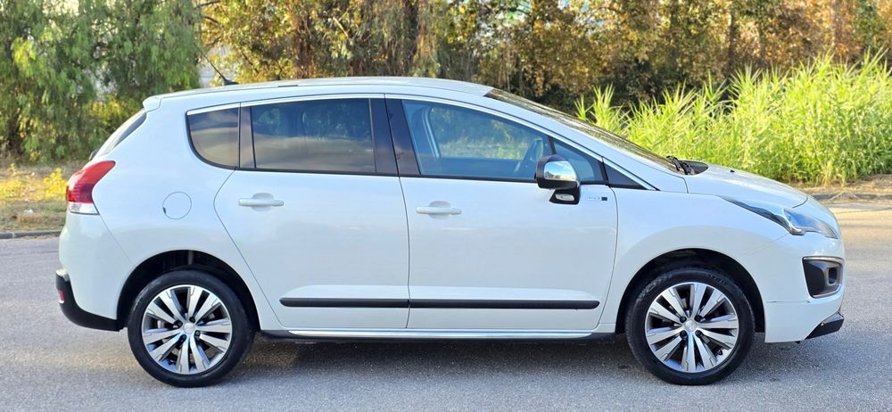 PEUGEOT 3008 STYLE Ano 2015  a diesel