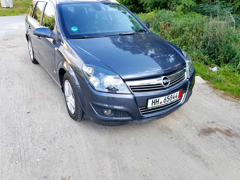 Opel Astra 2009 1,6 benzyna zarejestrowany