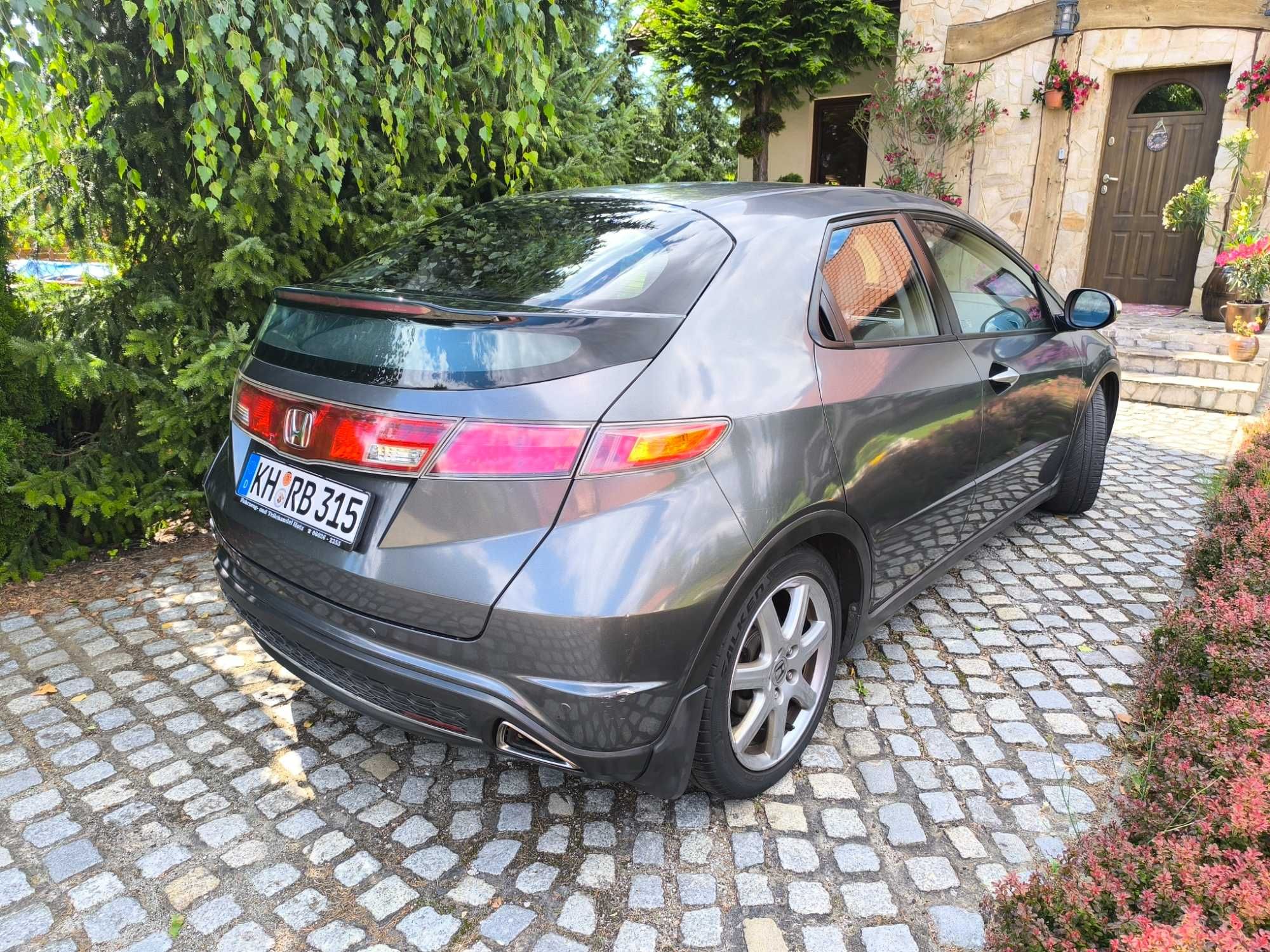Honda Civic Ufo 2009 1.8 Automat I-shift