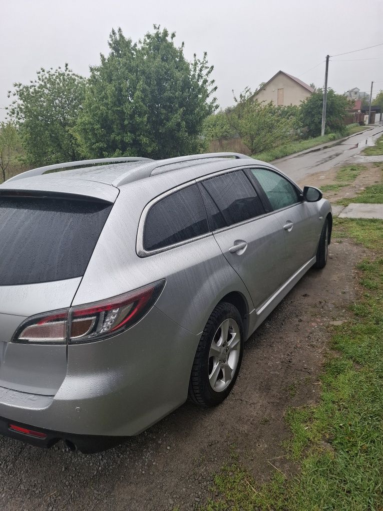 Продам Mazda 6 .