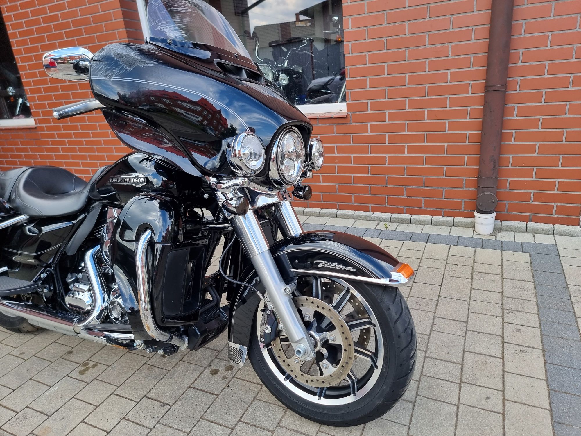 Harley Davidson Electra Glide 2016 rok 7500 mil 103 ABS Navi