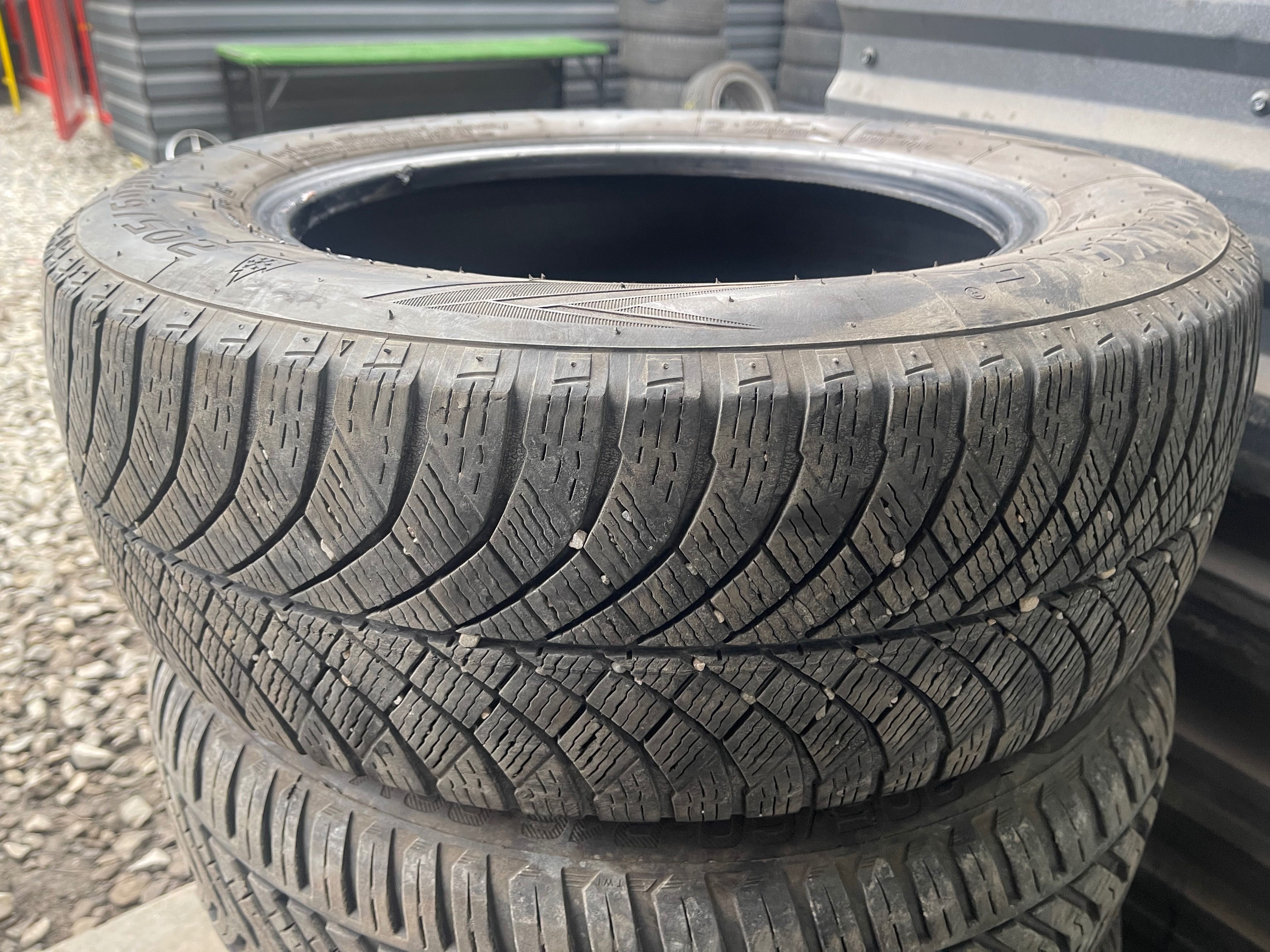 Зимові шини 205/60 R 16