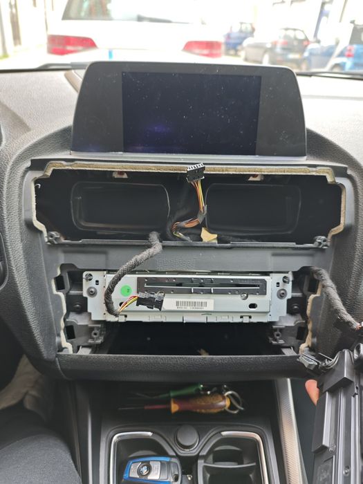 Vendo display a funcionar para bmw F20/F21 e outros modelos