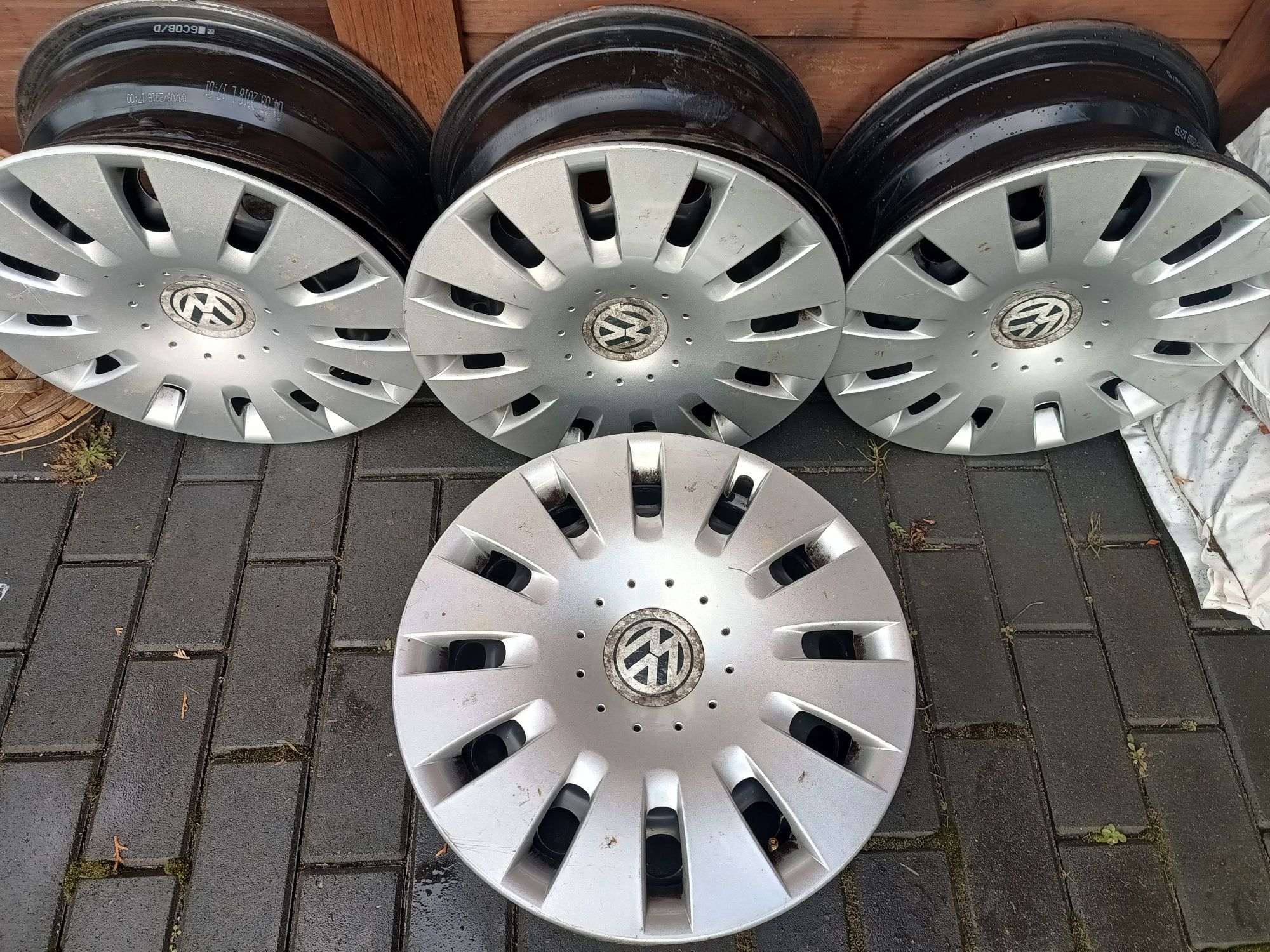 Felgi stalowe VW/Skoda 15" + Oryginalne Kołpaki