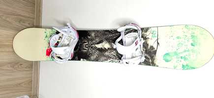 Deska Snowboardowa Nitro MYSTIQUE 149 cm+wiązania NITRO stan b.dobry