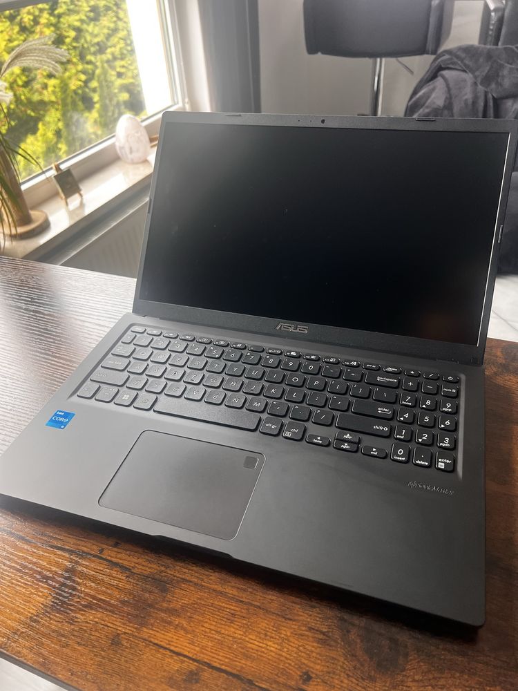 Laptop vivobook ASUS 15 i5-1135G7