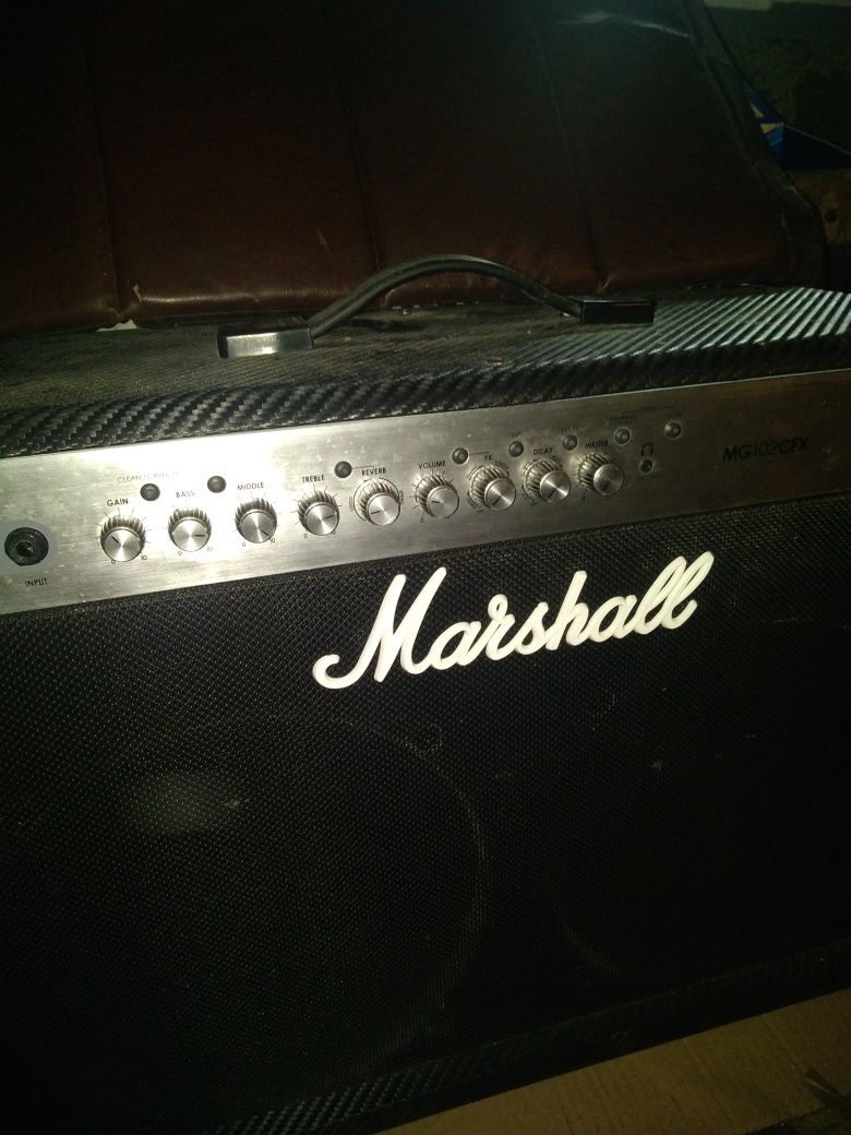 Wzmacniacz gitarowy Marshall