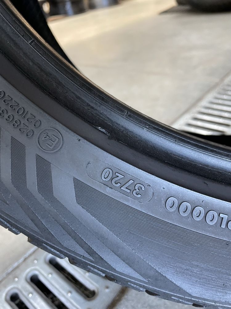 2x opony 215/50/18 vredestein quatrac pro stan bardzo dobry caloroczne