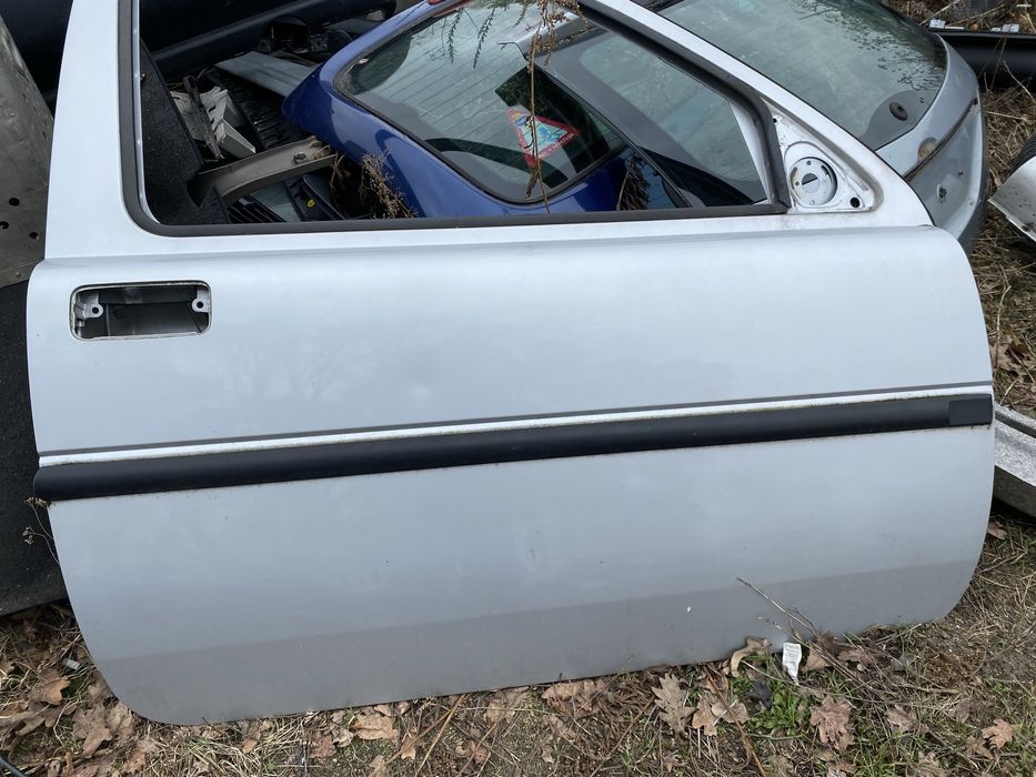 Land Rover Freelander 1 drzwi prawe 373  3-Drzwi