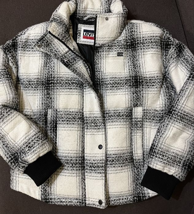 Зимня жіноча куртка “Levi’s” р S