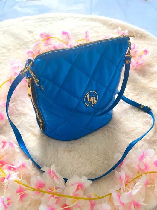 Chabrowa pikowana torebka, worek, Laura Biaggi, 2 paski