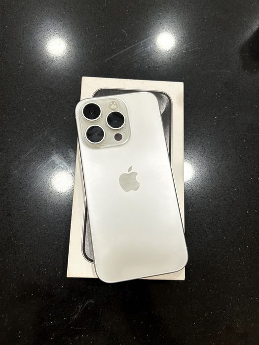 iPhone 15 Pro – 128 GB – Muito bom estado – 500 €