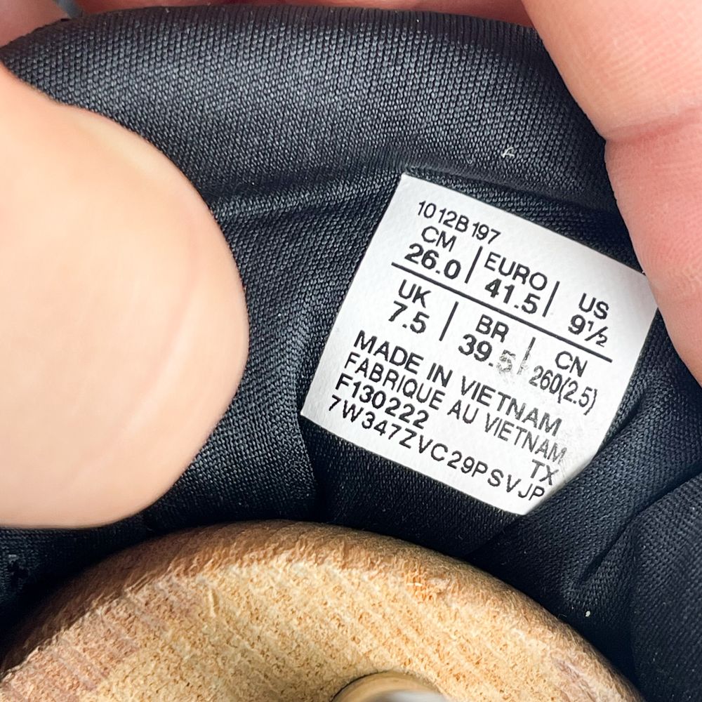 Кроссовки Asics 41.5