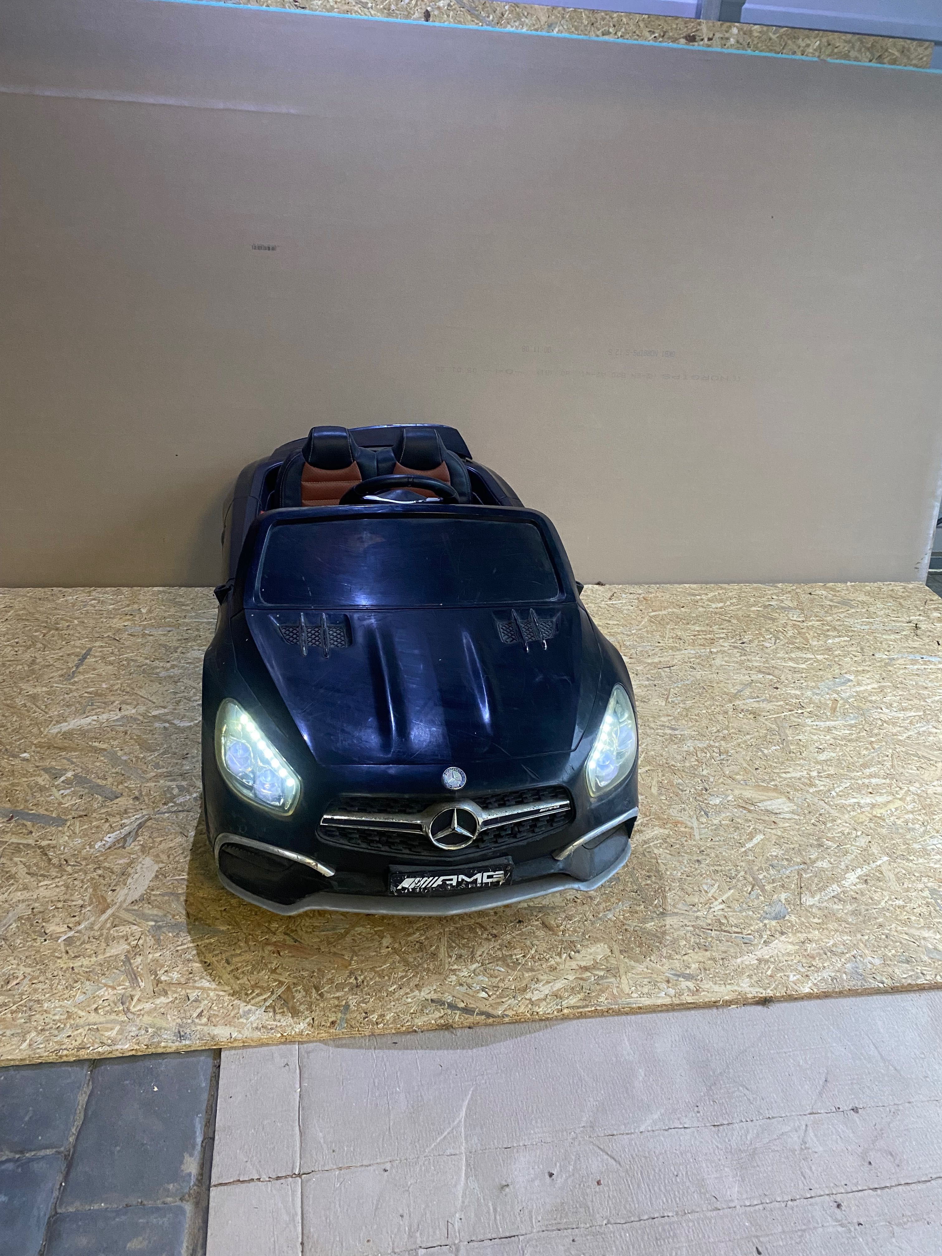 Auto na akumulator Mercedes