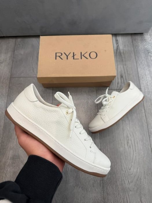 Buty białe RYŁKO
