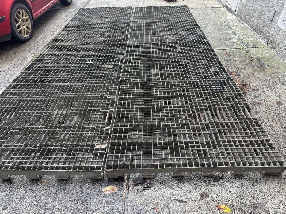 Решітки оцинковані з рефвагону для малярки, мийки