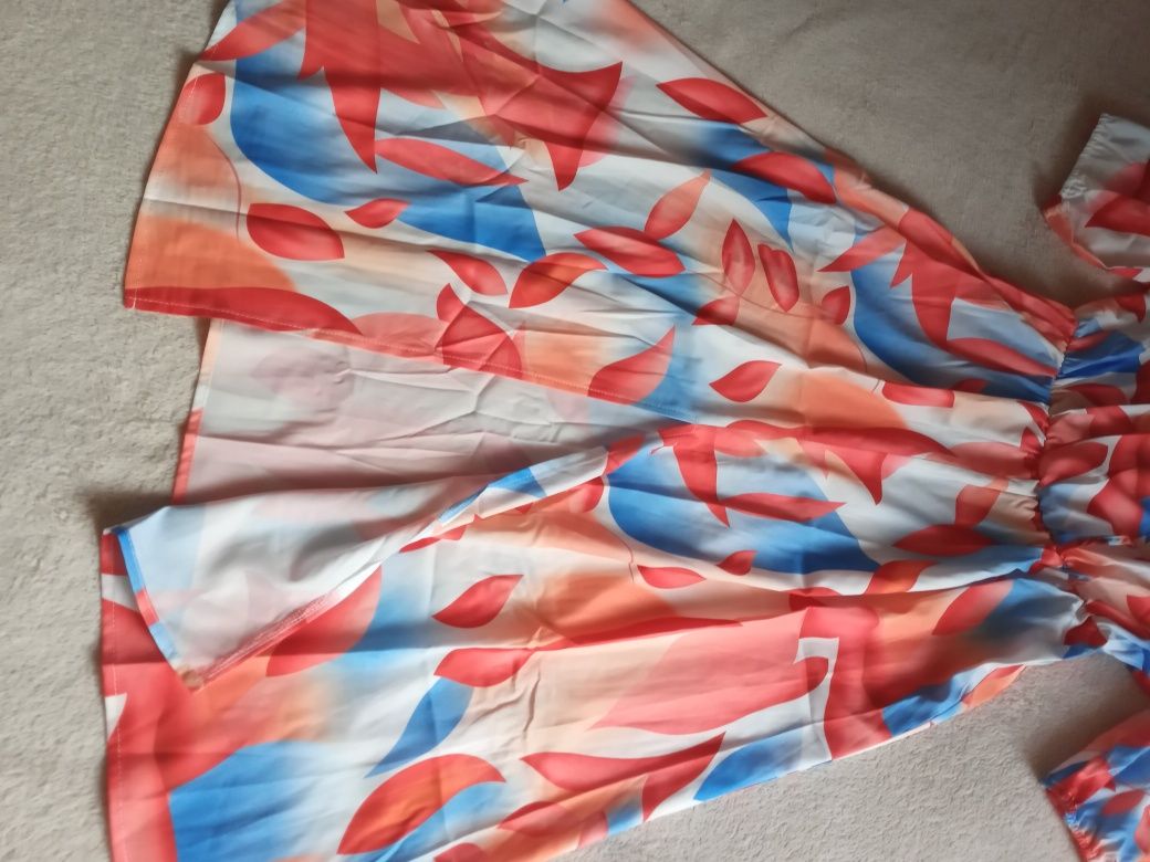 Piękna nowa sukienka z lejącego materiału Vintage kopertowy fason nowa