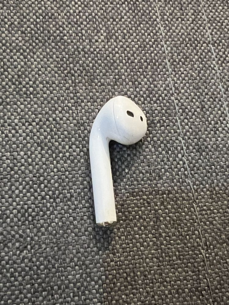 Продам одне вухо airpods 2 ліве