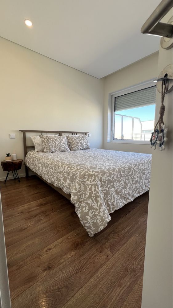 Apartamento T2, vista mar, totalmente remodelado