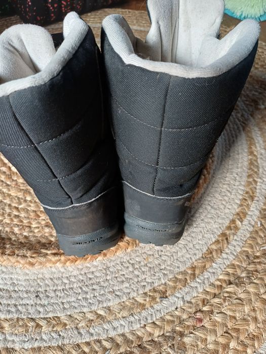 Buty dziecięce Quechua 38 śniegowce czarne ciepłe zimowe
