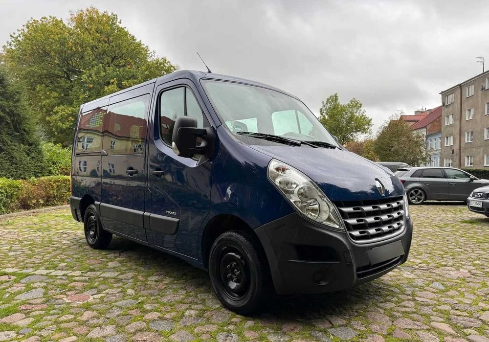 На продаж Renault Master