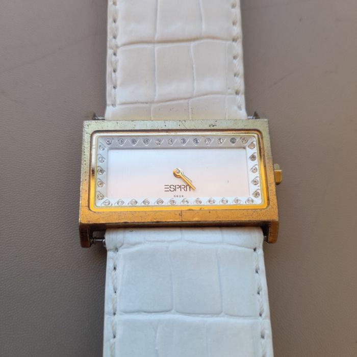 Relógio esprit branco