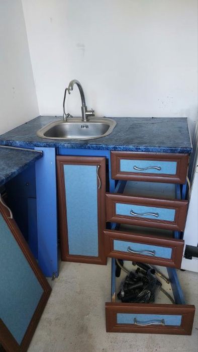 Кухонні меблі 160×208×77 (Є ще низ)