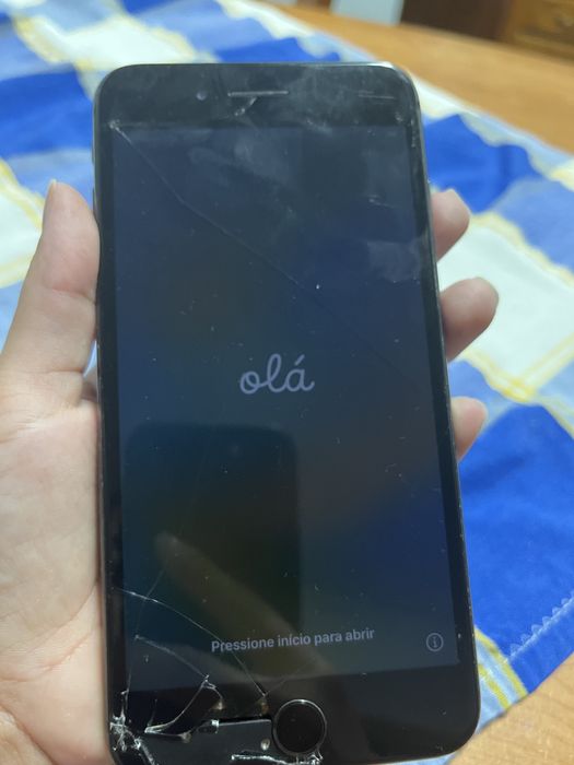 Iphone 8 plus c/Cabo, Fone e capa.