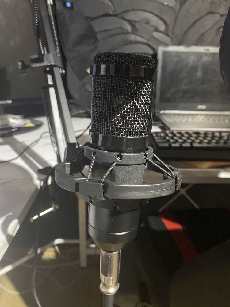 Mikrofon z mixerem DNA do nagrywania!